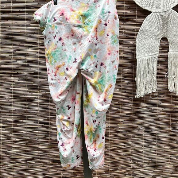 Jenni on Repeat Crossover-Waist 7/8th Length Legging, Created for Macy's Size 3X - Picture 2 of 3